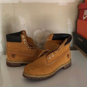 Good clean and brand new